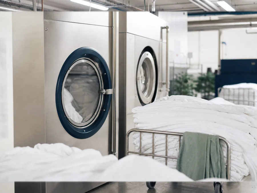 Lessives et produits d'entretien du linge en blanchisserie professionnelle